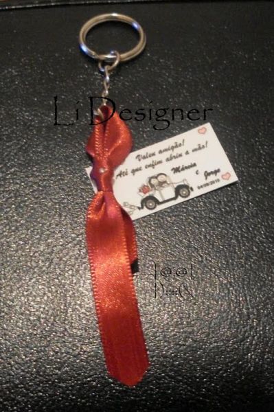 gravatinhas de cetim chaveiro e strass